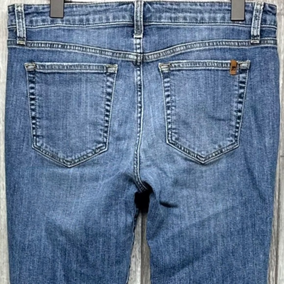 ⭐️Joe's Jeans The Skinny Ankle Raw Hem Jeans in Adah Wash [B78] - Picture 8 of 10